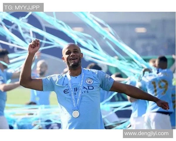 现役足球女球星风采展现：她们如何突破极限塑造新传奇